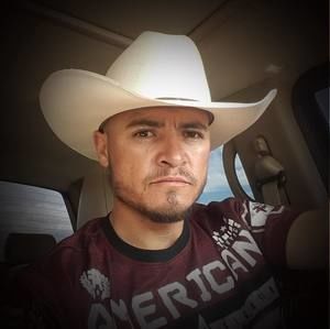 Meet your Posher, Marcos